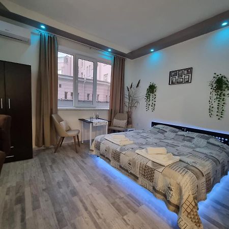 Студио В Центъра На Бургас Apartment Luaran gambar